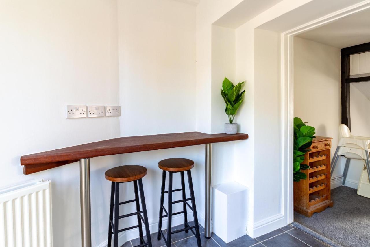 Family Friendly Cottage With Bunk Beds And Courtyard Malmesbury Buitenkant foto