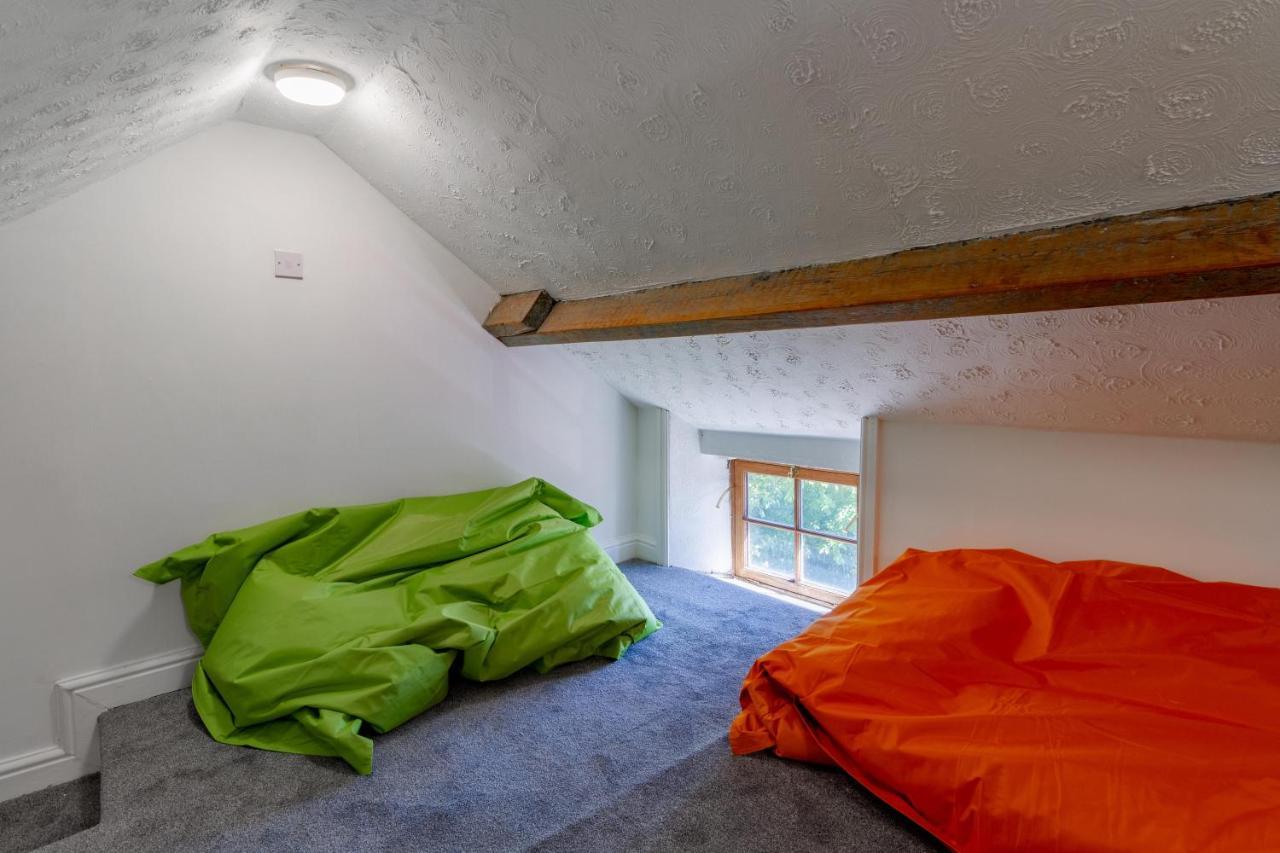 Family Friendly Cottage With Bunk Beds And Courtyard Malmesbury Buitenkant foto